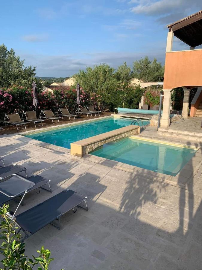 Apartments La Vieille Source Saint-Martin-dʼArdèche المظهر الخارجي الصورة